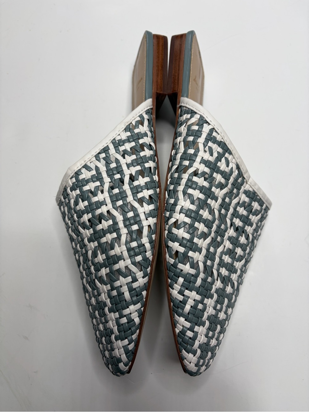 Sam Edelman Leona Gray & White Woven Slide Mules Size 9.5 - Picture 4 of 15
